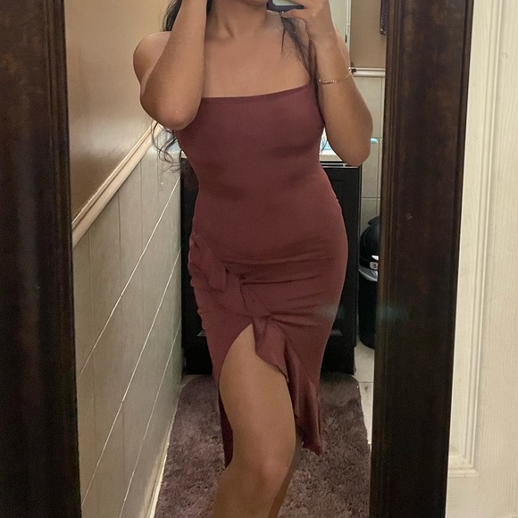 Windsor Dresses & Skirts - Ruffle Midi Dress